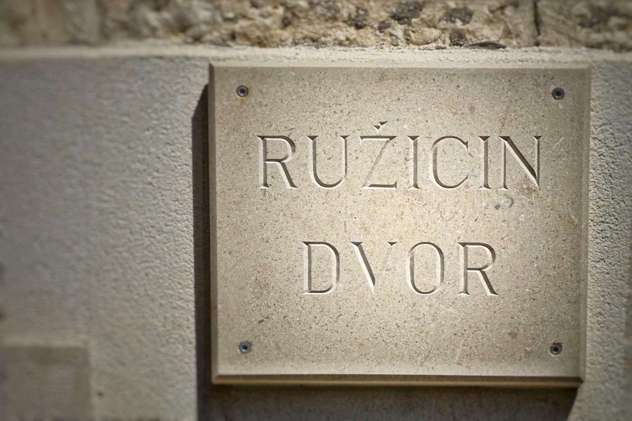 Апартаменти Ruzicin Dvor Повля Екстер'єр фото